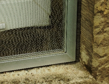 insektenschutz-f-r-kellerfenster-mit-nagersicherem-edelstahlgitter